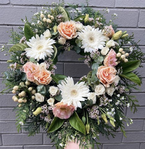 14 inch pink and white wreath