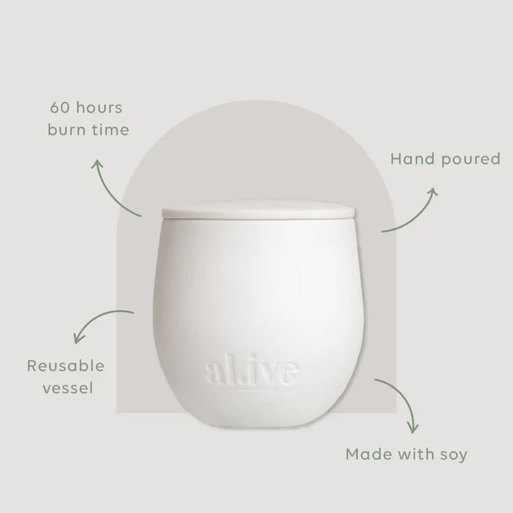 Sweet Dewberry & Clove Soy Candle