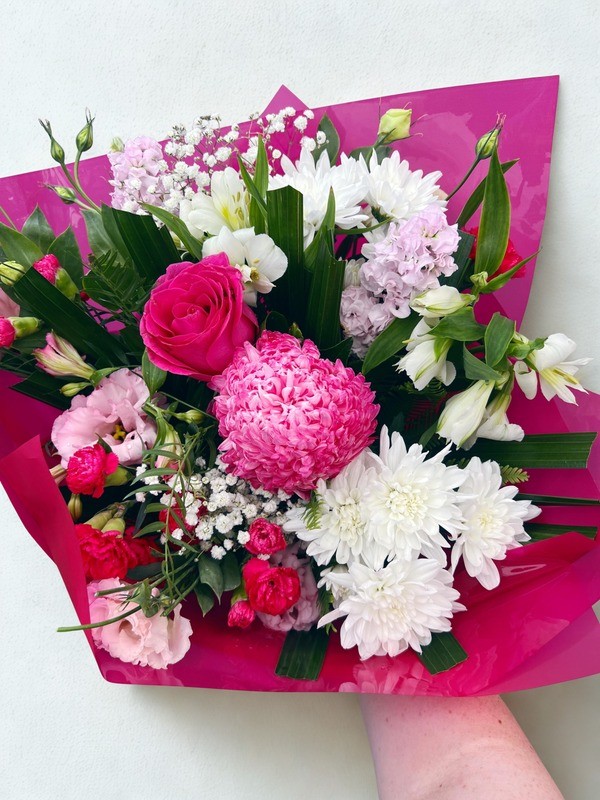 Strawberry Shortcake Medium Bouquet