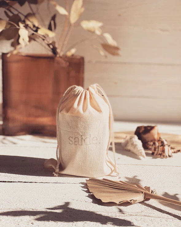 Saide amber wood wick soy candle