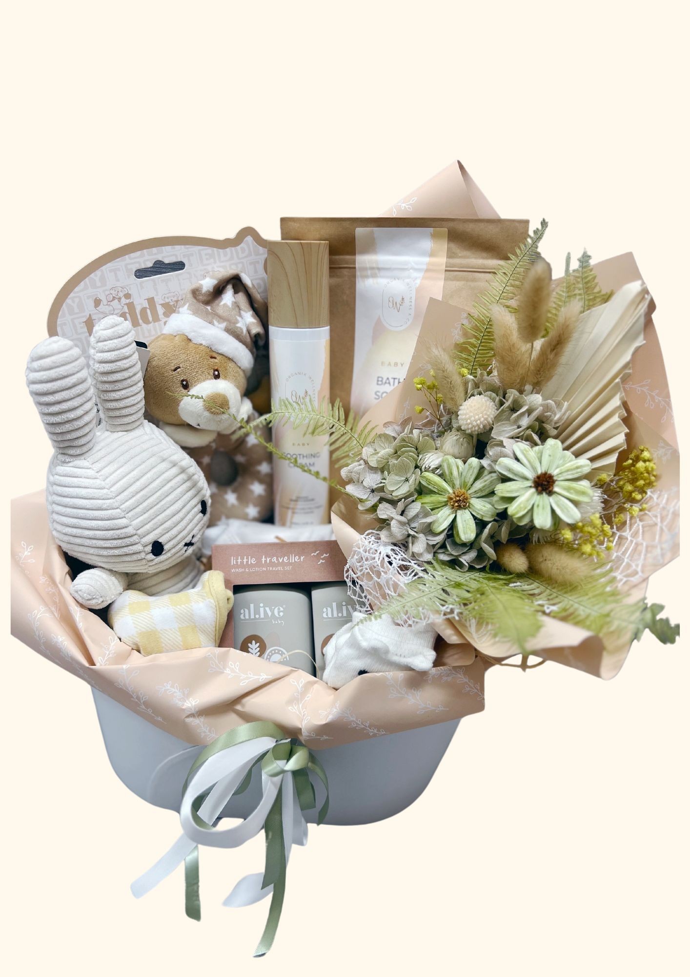 Neutral baby Gift Basket