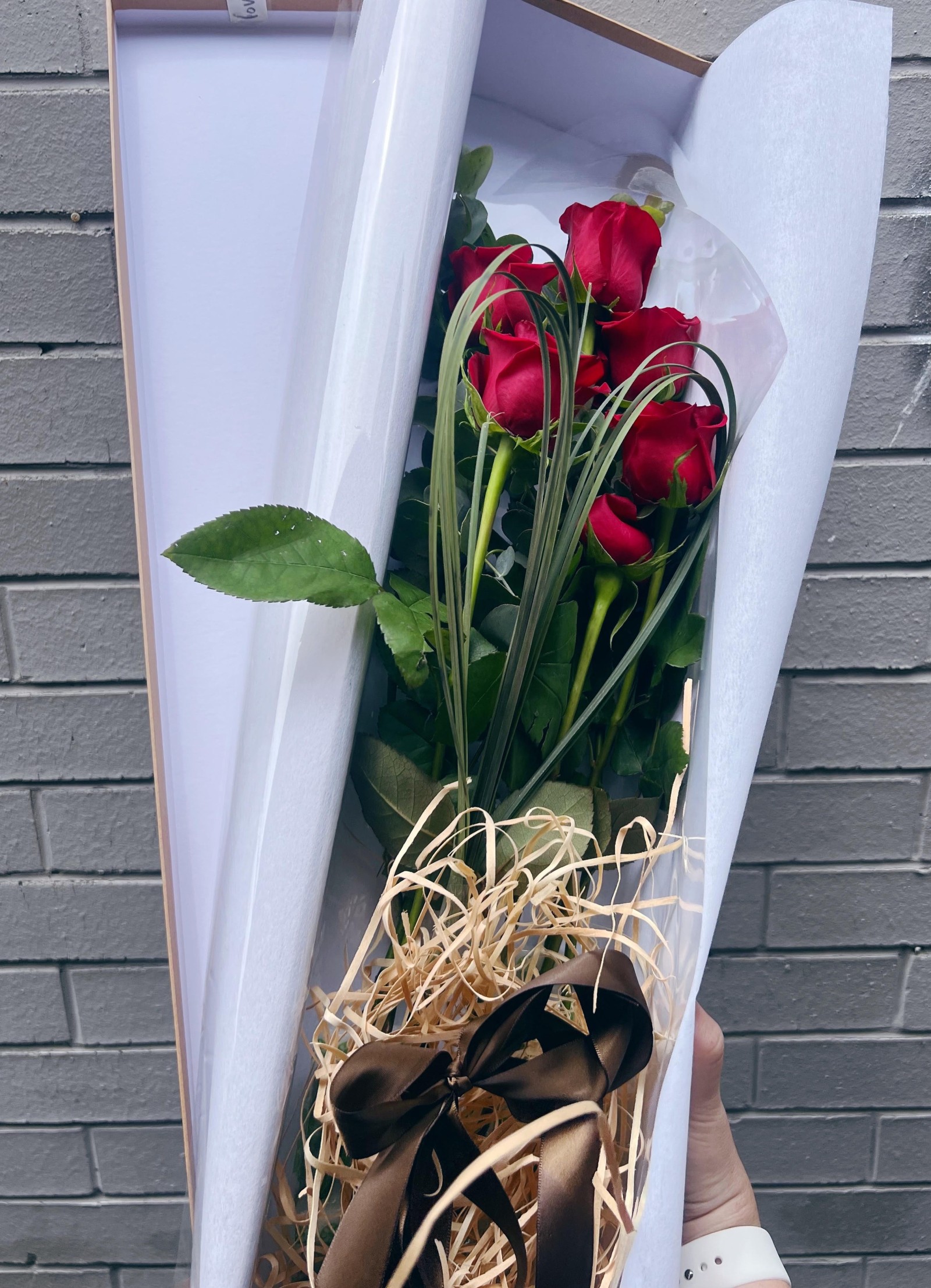 Half Dozen Rose Presentation box