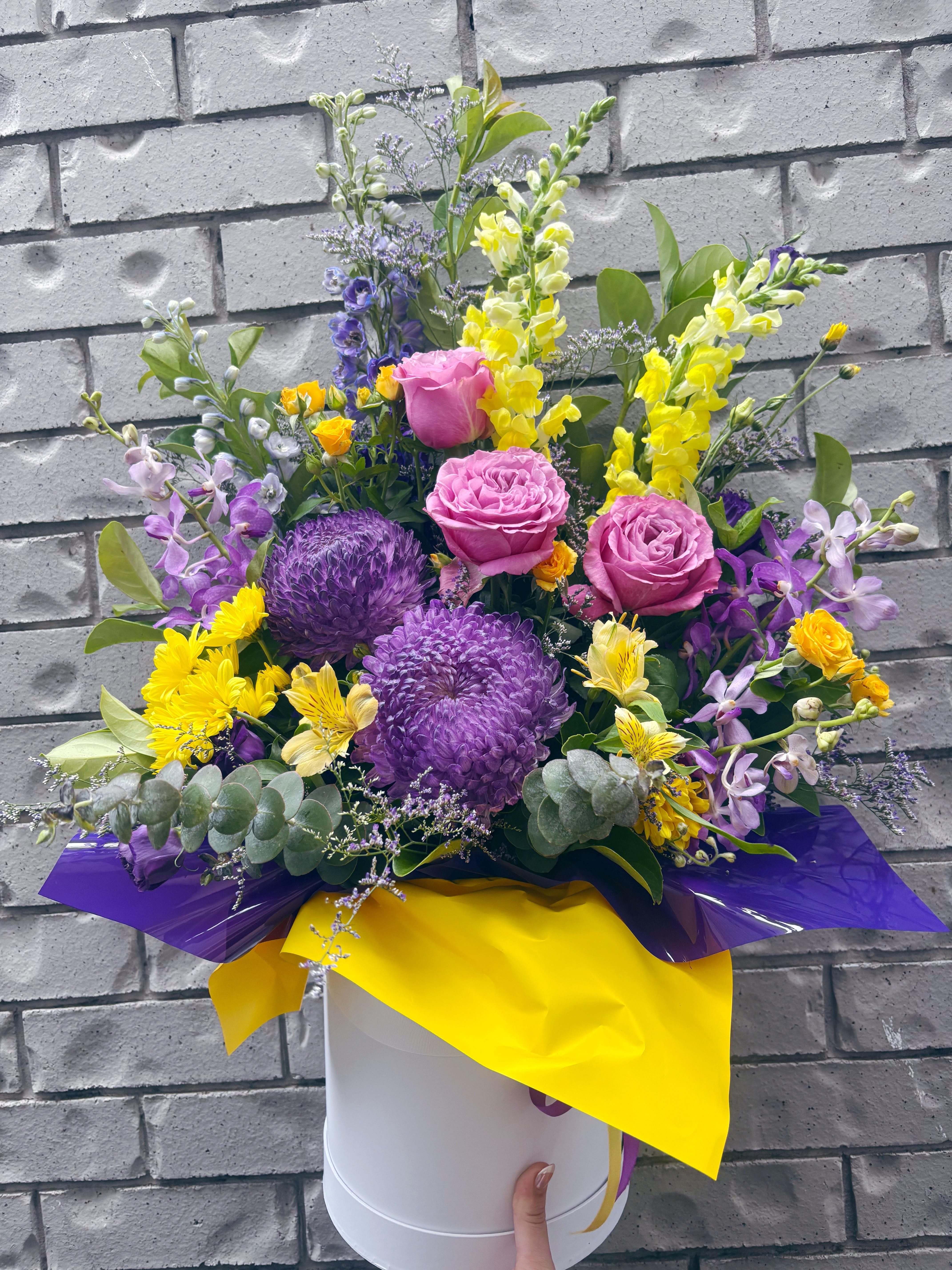 Passionfruit Gelato Large Arrangement