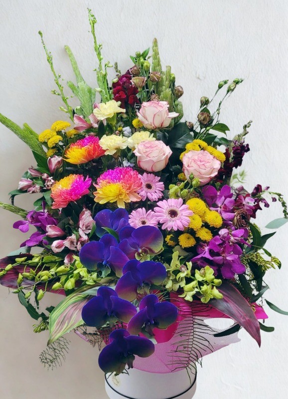 Cupcake Premium Arrangement