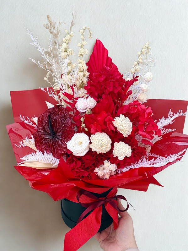 Red Velvet Dried Arrangement