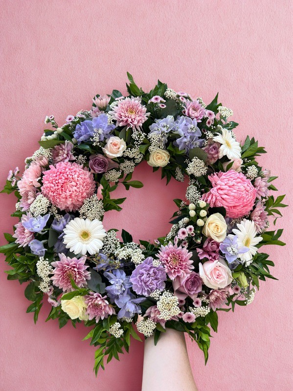 17 inch Pastel Wreath